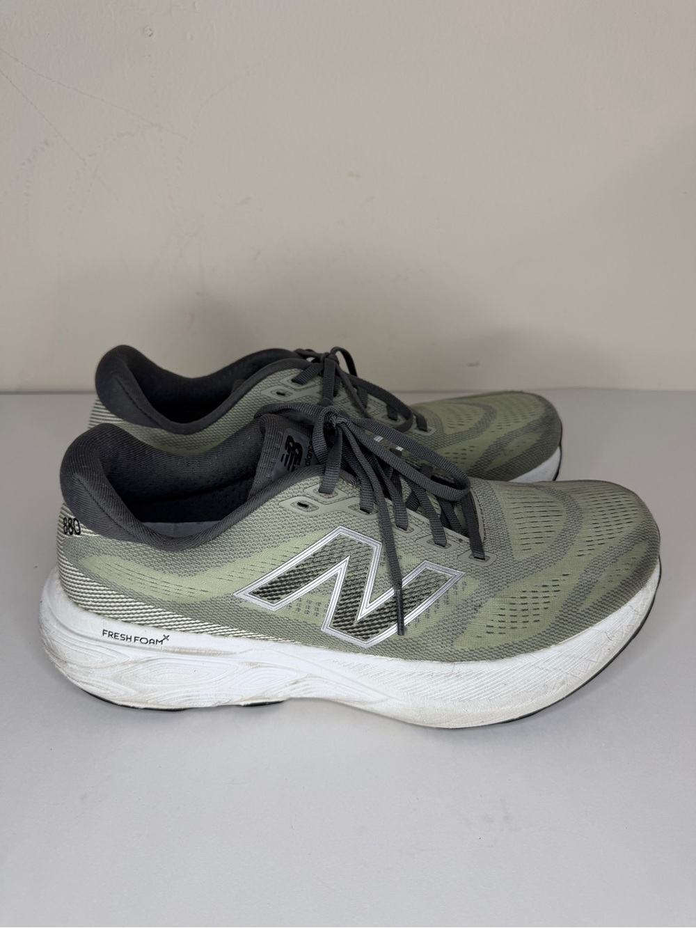 New Balance Fresh Foam X 880 v15 Shoes Men’s 11 Green Athletic Running Sneakers